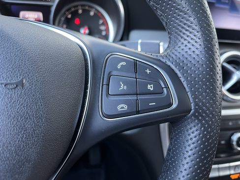 Used 2019 Mercedes-Benz GLA 250 4MATIC image 28