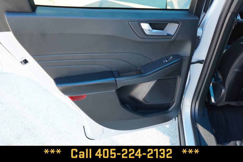 Used 2025 Ford Escape ST-Line AWD/4WD image 27