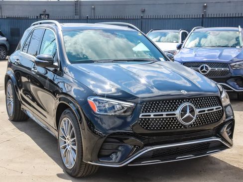 New 2026 Mercedes-Benz GLE 580 4MATIC image 3