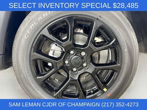 New 2026 Jeep Compass Latitude image 26