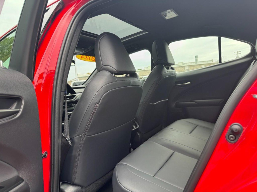 Used 2024 Lexus UX 250h F Sport FWD image 14