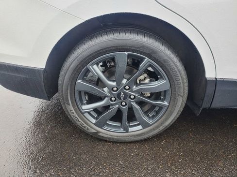 Certified 2023 Chevrolet Equinox RS w/ LPO, Floor Liner Package image 8