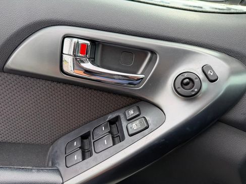 Used 2013 Kia Forte EX FWD image 10