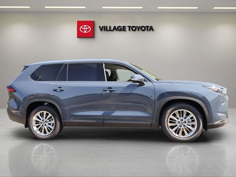 New 2026 Toyota Grand Highlander AWD image 6