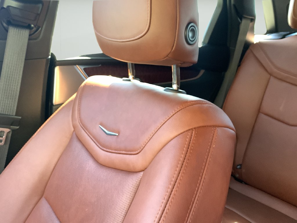 Used 2024 Cadillac XT5 Premium Luxury w/ Technology Package FWD image 40
