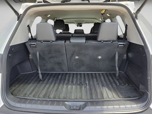 Used 2024 Toyota Grand Highlander AWD image 24