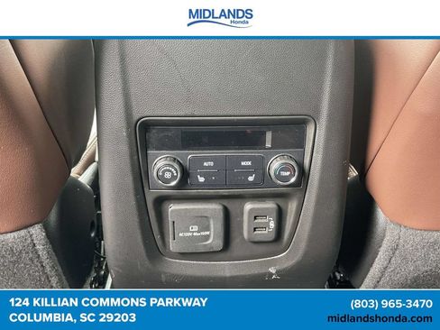 Used 2021 Buick Enclave Avenir w/ Avenir Technology Package AWD/4WD image 12
