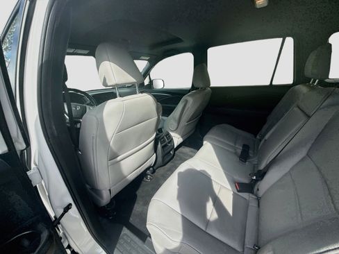 Certified 2023 Honda Passport EX-L image 24