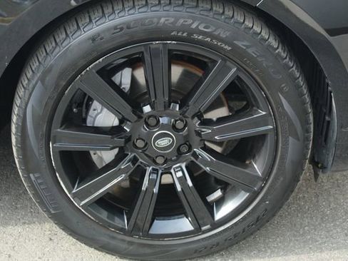 Used 2022 Land Rover Range Rover Sport HSE Silver Edition image 9