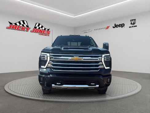 Used 2024 Chevrolet Silverado 3500 High Country w/ High Country Premium Package AWD/4WD image 13