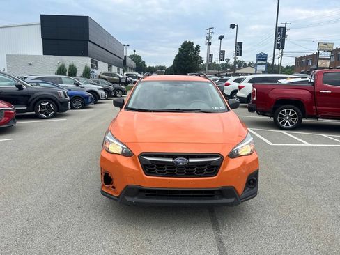 Used 2019 Subaru Crosstrek 2.0i w/ Eyesight System AWD/4WD image 2