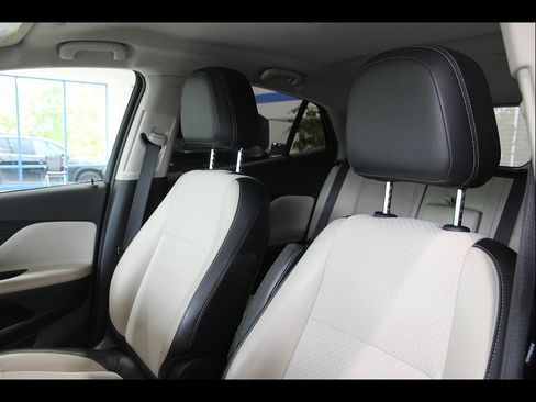 Used 2019 Buick Encore Preferred FWD image 14
