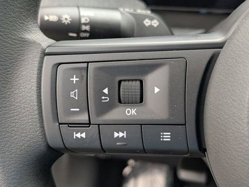 New 2026 Nissan Kicks SV image 18