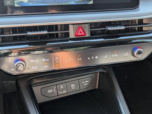 Certified 2025 Kia K5 LXS image 60