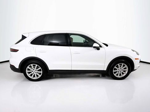 Certified 2019 Porsche Cayenne AWD/4WD image 8