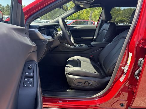 New 2026 Jeep Cherokee Limited AWD/4WD image 10