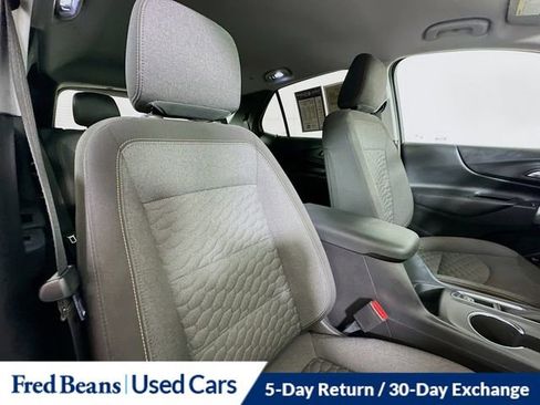 Used 2021 Chevrolet Equinox LT image 28