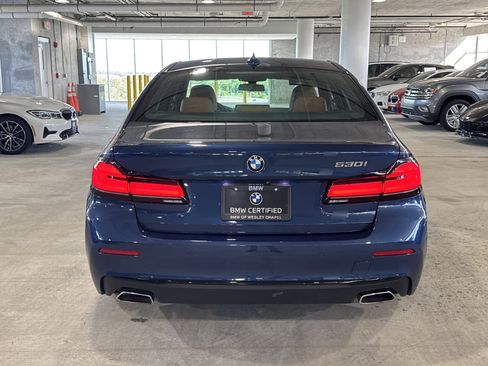 Certified 2023 BMW 530i w/ Premium Package image 7