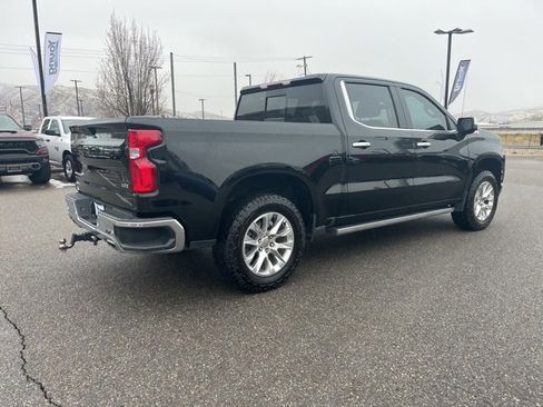 Used 2022 Chevrolet Silverado 1500 LTZ w/ LTZ Premium Package image 3