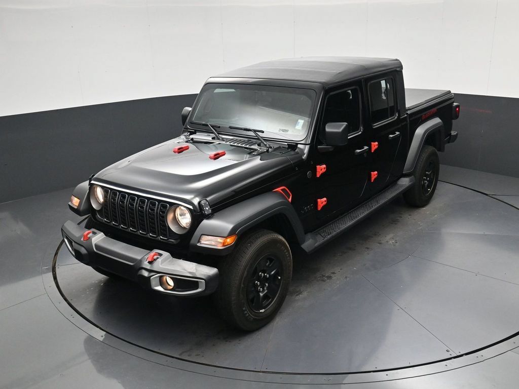 Used 2025 Jeep Gladiator Sport AWD/4WD image 30
