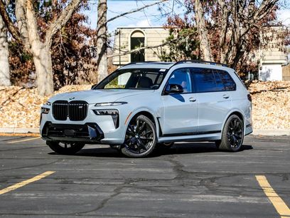 New 2026 BMW X7 M60i