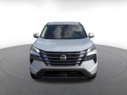 Used 2025 Nissan Rogue SV FWD image 4