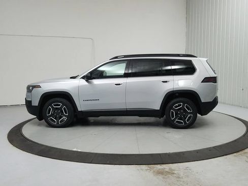 New 2026 Jeep Cherokee Laredo AWD/4WD image 4