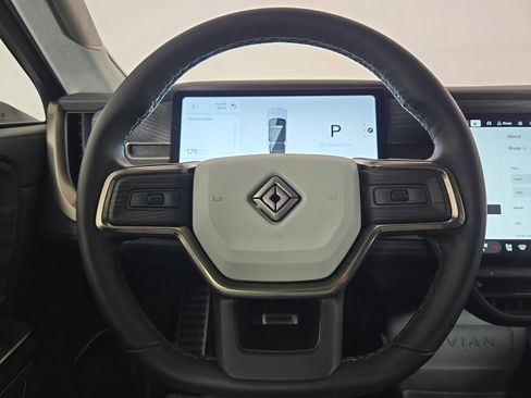 Used 2024 Rivian R1S Adventure AWD/4WD image 28