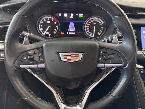 Certified 2024 Cadillac XT6 Sport w/ Technology Package AWD/4WD image 15
