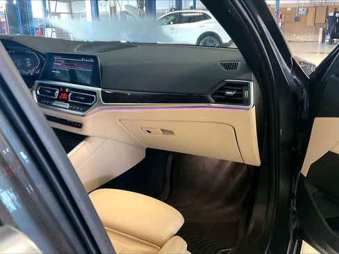 Certified 2022 BMW 330i Sedan w/ Convenience Package RWD image 17