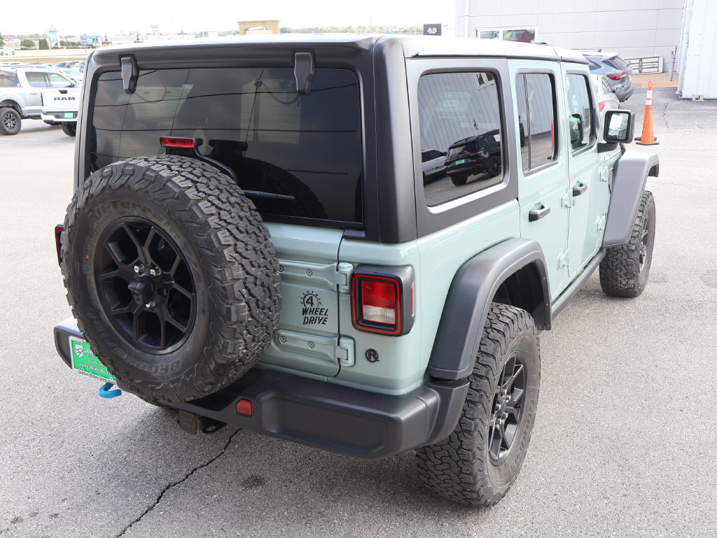 Used 2024 Jeep Wrangler Unlimited AWD/4WD image 5