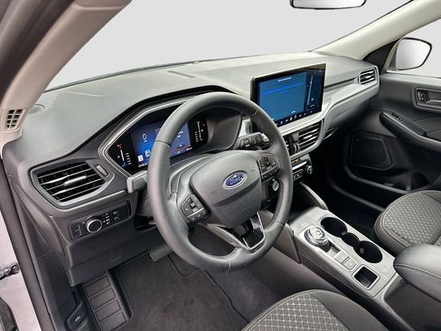 Certified 2023 Ford Escape Active w/ Tech Pack #1 image 9