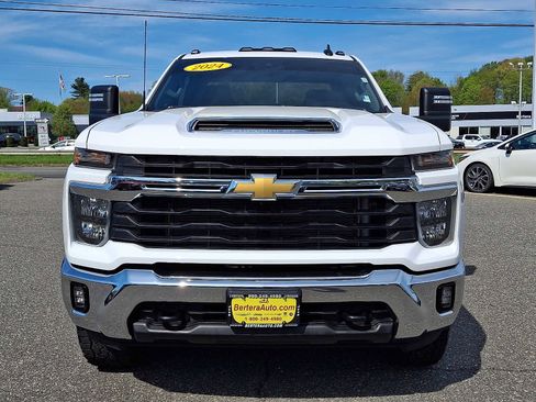 Used 2024 Chevrolet Silverado 2500 LT w/ All Star Edition AWD/4WD image 2