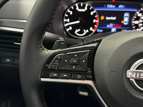 New 2026 Nissan Altima 2.5 SR AWD/4WD image 21