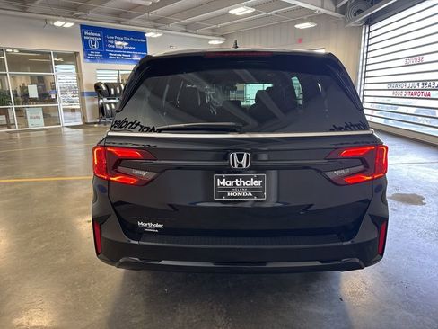 Certified 2026 Honda Odyssey Sport-L image 7