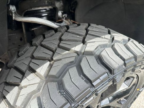 Used 2021 Chevrolet Tahoe Z71 image 55