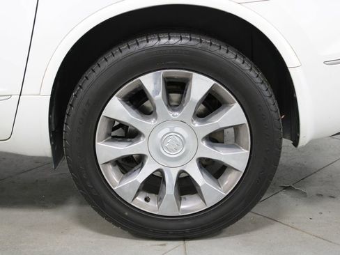 Used 2017 Buick Enclave Premium w/ Experience Buick Package image 19