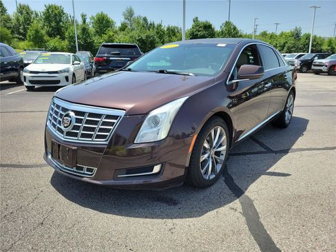 Used 2015 Cadillac XTS FWD image 2