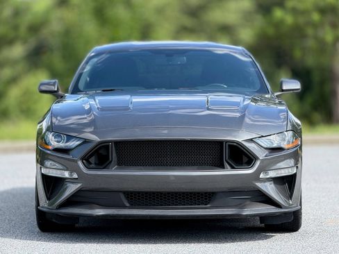 Used 2019 Ford Mustang GT w/ Equipment Group 301A RWD image 3