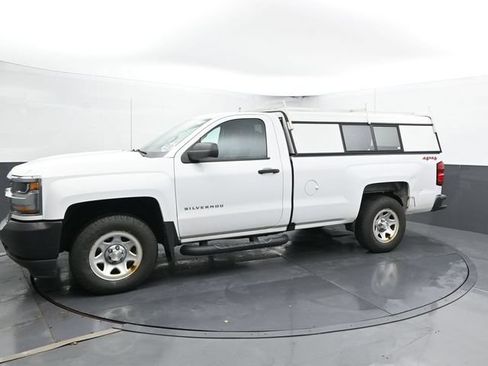 Used 2018 Chevrolet Silverado 1500 W/T w/ WT Convenience Package AWD/4WD image 8
