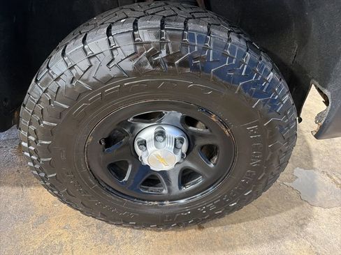 Used 2018 Chevrolet Silverado 1500 W/T w/ Trailering Package image 30