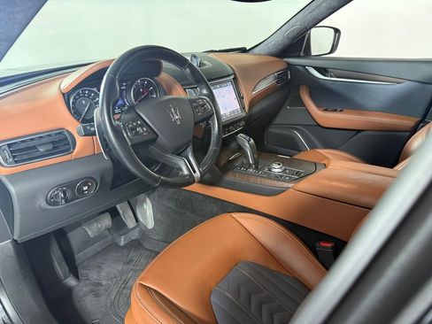 Used 2021 Maserati Levante S GranLusso AWD/4WD image 14