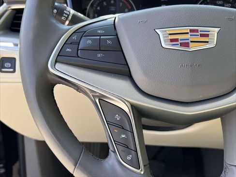 Used 2025 Cadillac XT5 Premium Luxury w/ Technology Package AWD/4WD image 25