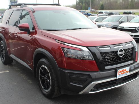 Used 2024 Nissan Pathfinder Rock Creek image 4