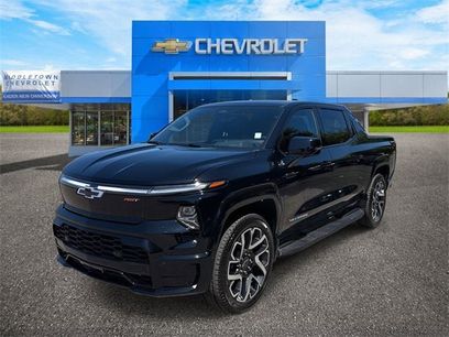 New 2025 Chevrolet Silverado EV RST