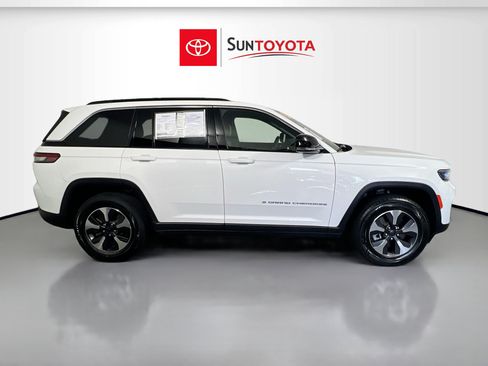Used 2024 Jeep Grand Cherokee Limited 4xe AWD/4WD image 2
