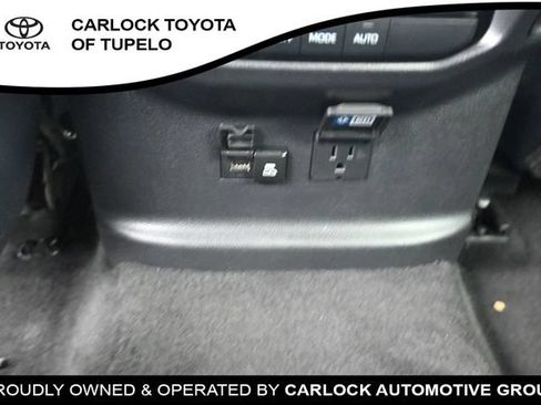Used 2026 Toyota Sequoia Limited AWD/4WD image 34