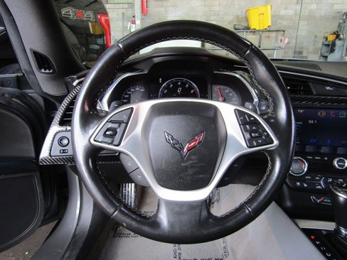 Used 2015 Chevrolet Corvette Stingray Coupe w/ 2LT Preferred Equipment Group image 11