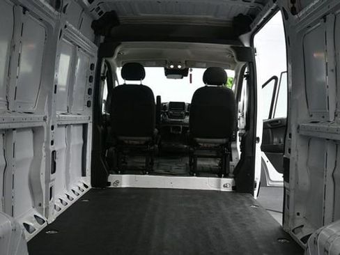 Used 2023 RAM ProMaster 2500 FWD image 15