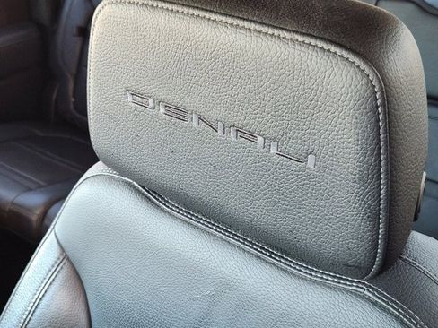 Used 2022 GMC Sierra 2500 Denali w/ Technology Package image 24